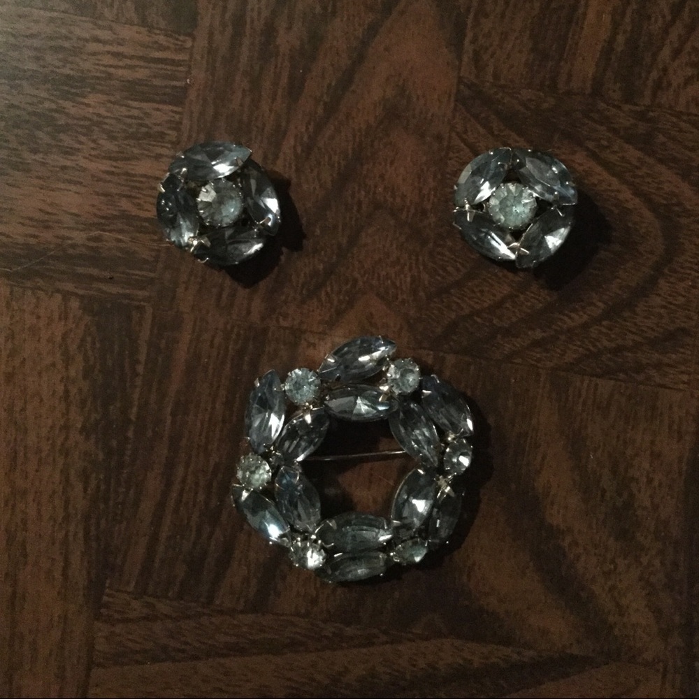 Vintage jewelry set